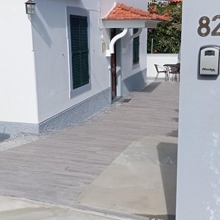 Bus Stop House 82 Funchal  Eksteriør billede
